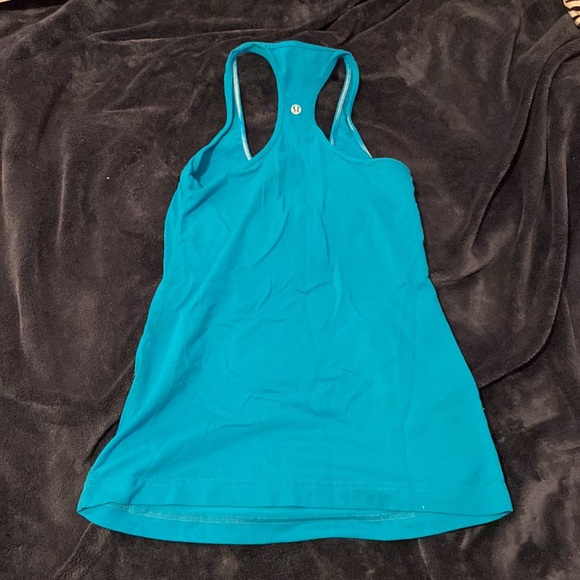 Lululemon tank - Picture 2 of 2